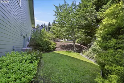 3335 Bentley Ave, Eugene, OR 97405 - Photo 39