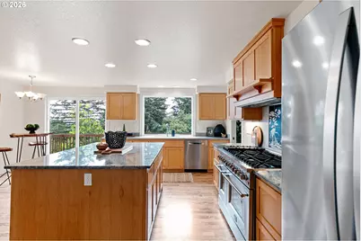 3335 Bentley Ave, Eugene, OR 97405 - Photo 11
