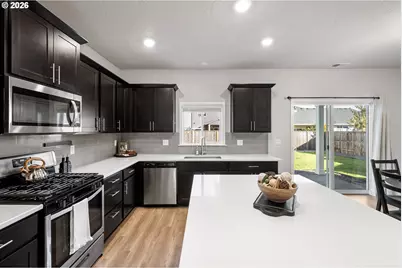 2452 W 9th Ave, Junction City, OR 97448 - Photo 11