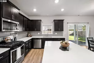 2452 W 9th Ave, Junction City, OR 97448 - Photo 11