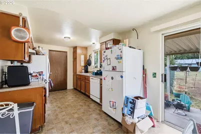 920 Echo Hollow Rd, Eugene, OR 97402 - Photo 9