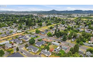 920 Echo Hollow Rd, Eugene, OR 97402 - Photo 43