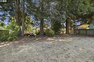 2250 W Irwin Way, Eugene, OR 97402 - Photo 39
