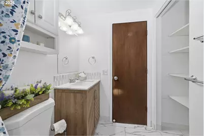 2250 W Irwin Way, Eugene, OR 97402 - Photo 29