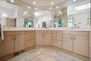 24400 SW Valley View Rd, West Linn, OR 97068 - Photo 19