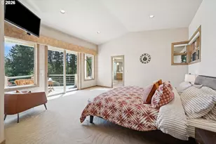 24400 SW Valley View Rd, West Linn, OR 97068 - Photo 15