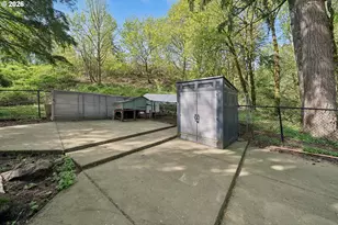 24400 SW Valley View Rd, West Linn, OR 97068 - Photo 37