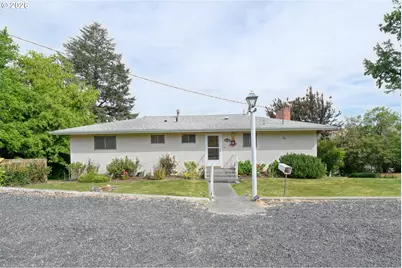 615 SW Isaac Ln, Pendleton, OR 97801 - Photo 1