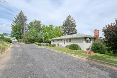 615 SW Isaac Ln, Pendleton, OR 97801 - Photo 3