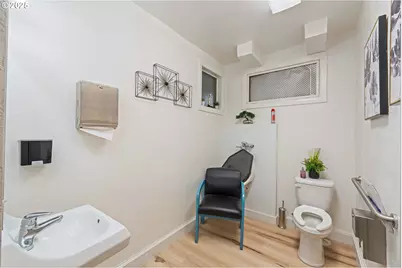 340 Central, Coos Bay, OR 97420 - Photo 45