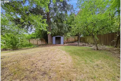 1430 Barton St, Eugene, OR 97404 - Photo 21