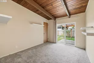 1430 Barton St, Eugene, OR 97404 - Photo 11