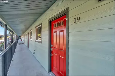 9333 N Lombard St #19, Portland, OR 97203 - Photo 5