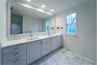 4901 SW Humphrey Park, Portland, OR 97221 - Photo 23