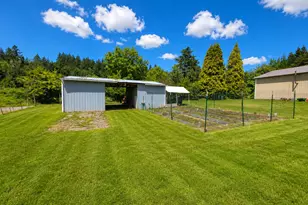 38495 SW Laurelwood Rd, Gaston, OR 97119 - Photo 31