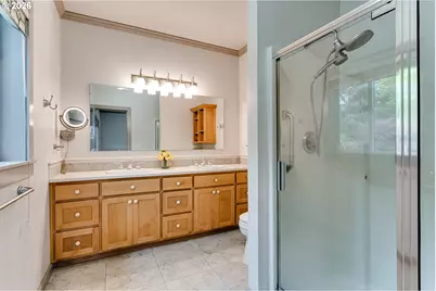 1101 Delrose Ct, Springfield, OR 97477 - Photo 29