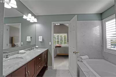 10156 NW Fleetwood Dr, Portland, OR 97229 - Photo 25