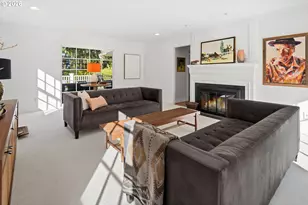 2825 Dellwood Dr, Lake Oswego, OR 97034 - Photo 9