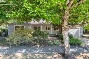 3012 SE 31st Ave, Portland, OR 97202 - Photo 1