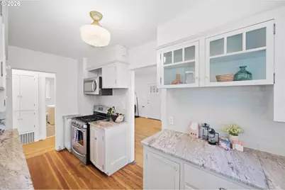 615 E 29th St, Vancouver, WA 98663 - Photo 15