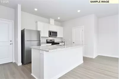 1343 Owl Ave, Woodburn, OR 97071 - Photo 7