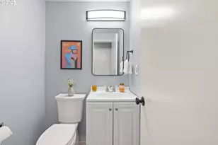 225 Cervantes Cir, Lake Oswego, OR 97035 - Photo 13