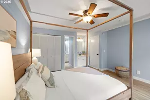 225 Cervantes Cir, Lake Oswego, OR 97035 - Photo 9