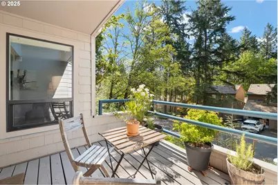 225 Cervantes Cir, Lake Oswego, OR 97035 - Photo 23