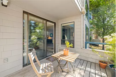 225 Cervantes Cir, Lake Oswego, OR 97035 - Photo 25