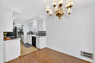 45 Eagle Crest Dr, Lake Oswego, OR 97035 - Photo 11