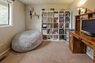1729 SE 160th Ave, Portland, OR 97233 - Photo 17