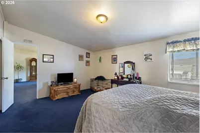 771 SE Hall St, Winston, OR 97496 - Photo 27