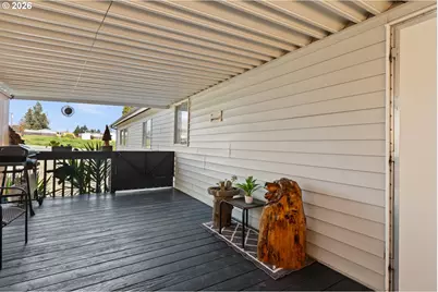 771 SE Hall St, Winston, OR 97496 - Photo 5