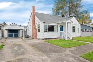357 E St, Independence, OR 97351 - Photo 3