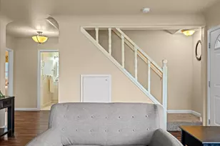 357 E St, Independence, OR 97351 - Photo 17
