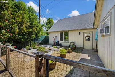 1257 River Rd, Eugene, OR 97404 - Photo 19