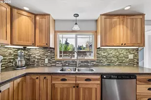 4725 Daisy St, Springfield, OR 97478 - Photo 13