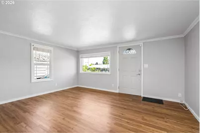 4725 Daisy St, Springfield, OR 97478 - Photo 5