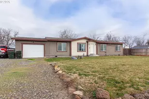 240 NW Jewell Ct, Irrigon, OR 97844 - Photo 1