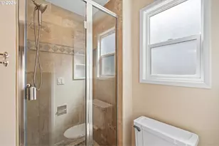 12585 SW 128th Ave, Tigard, OR 97223 - Photo 15