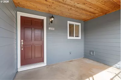 12585 SW 128th Ave, Tigard, OR 97223 - Photo 3