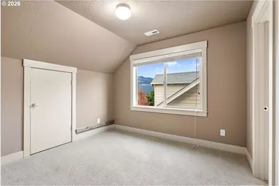 913 Falcon Ct, Hood River, OR 97031 - Photo 23