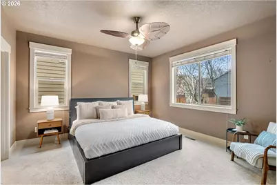 913 Falcon Ct, Hood River, OR 97031 - Photo 15