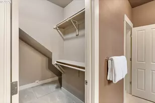 913 Falcon Ct, Hood River, OR 97031 - Photo 21