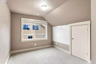 913 Falcon Ct, Hood River, OR 97031 - Photo 29