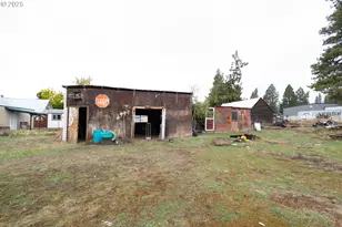 1951 Alder, Elgin, OR 97827 - Photo 3