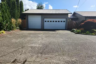 1144 Winchester Ave, Reedsport, OR 97467 - Photo 41