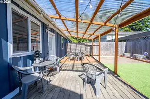 1935 17th St, North Bend, OR 97459 - Photo 41