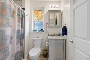 1935 17th St, North Bend, OR 97459 - Photo 35