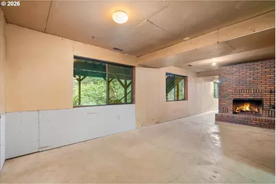 27783 SW Strawberry Hill Dr, Hillsboro, OR 97123 - Photo 27